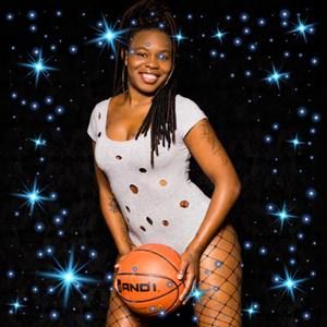 Meet your Posher, Dee